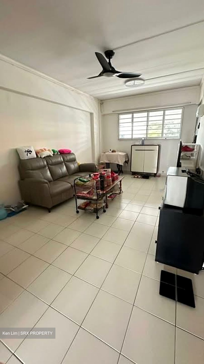 Blk 304 Yishun Rivergreen (Yishun), HDB 3 Rooms #541717661